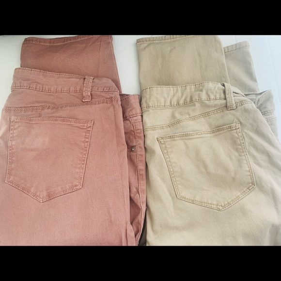 Mauve and Tan Woman’s pants 2 pairs size 17 - Picture 3 of 3